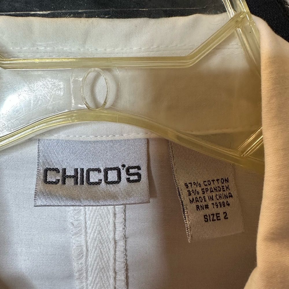 Chicos white button front Jacket. Size 2 - Picture 3 of 8